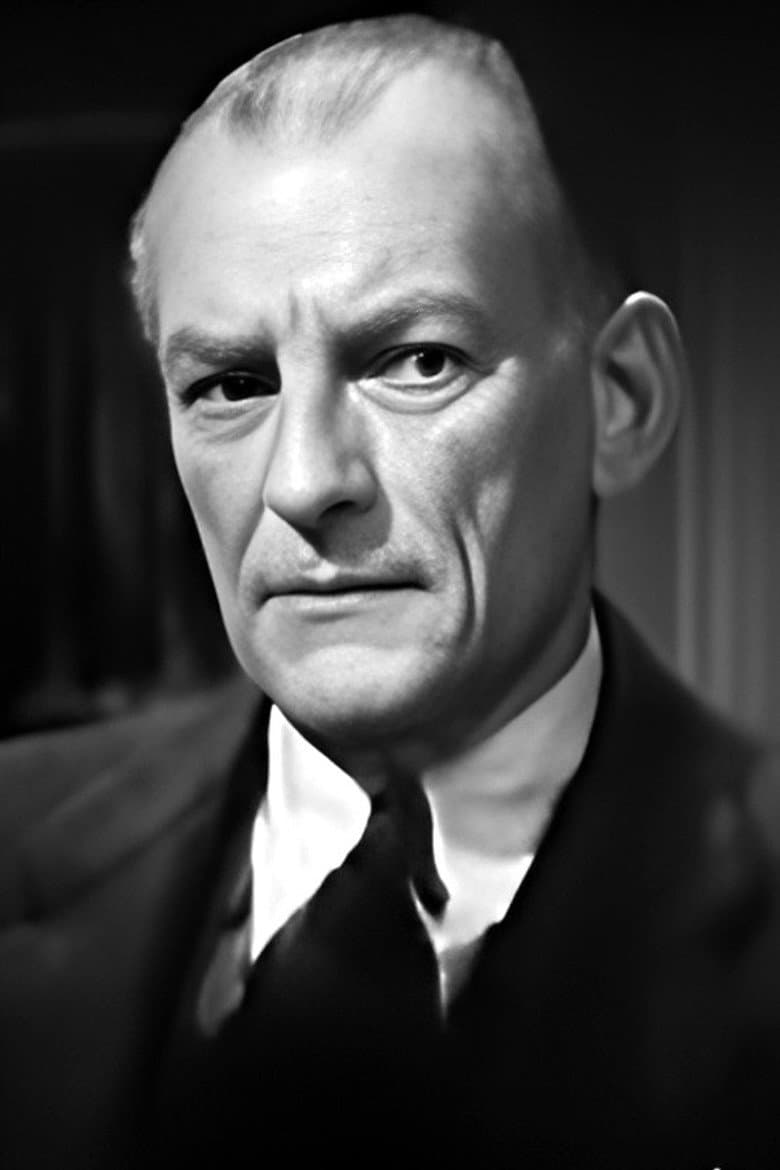 Robert Strange