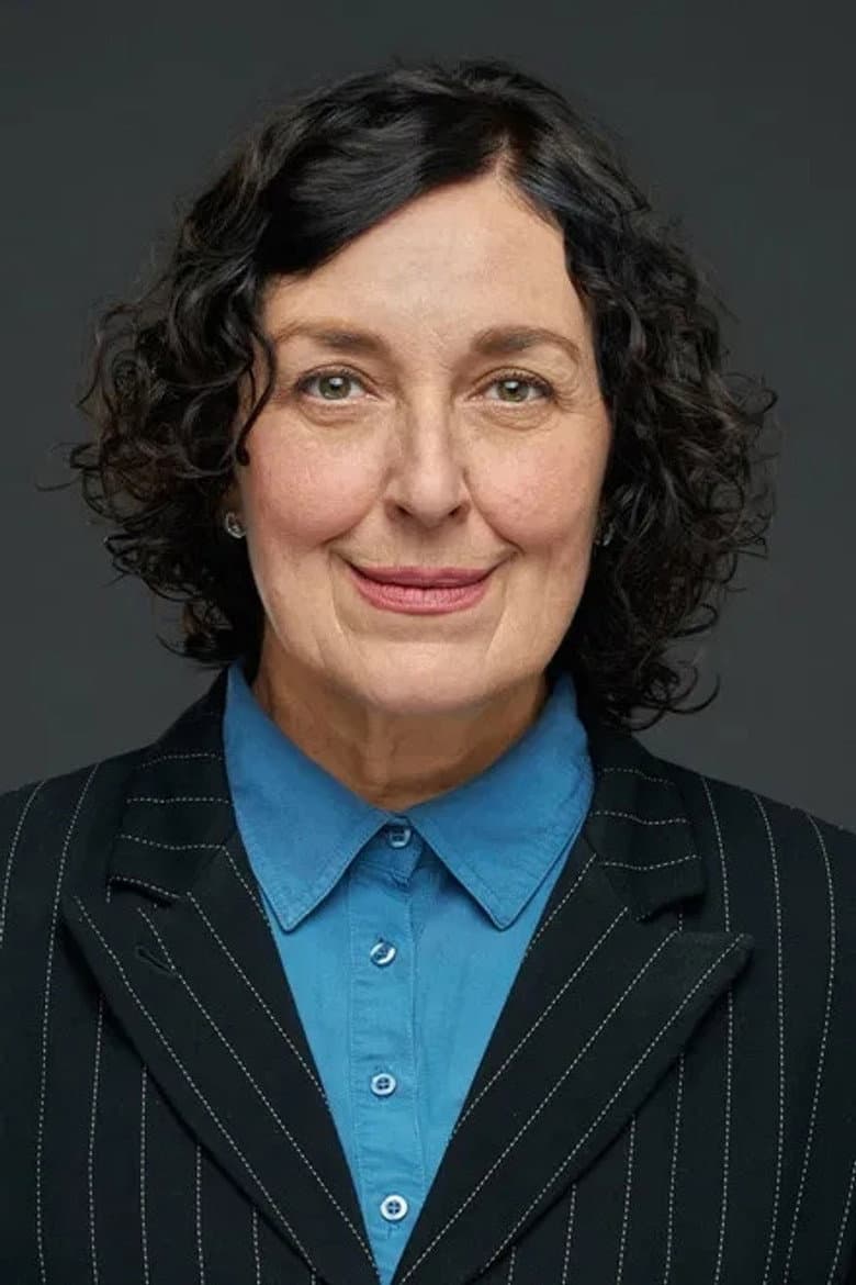 Camilla Waldman