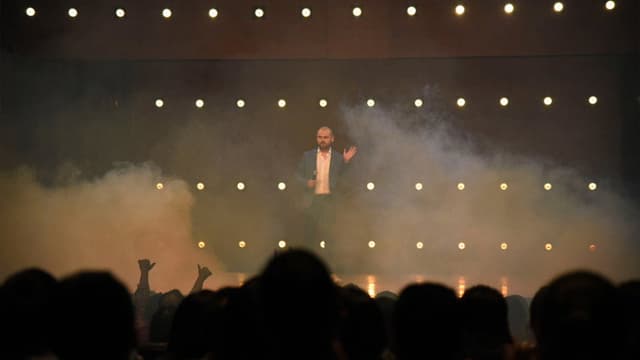 El Show de Cejas Pobladas