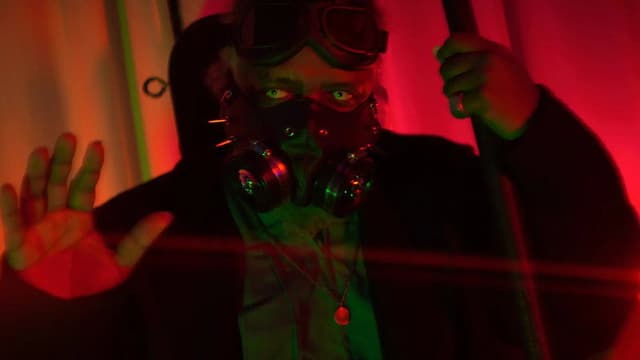 Gasmask Girl