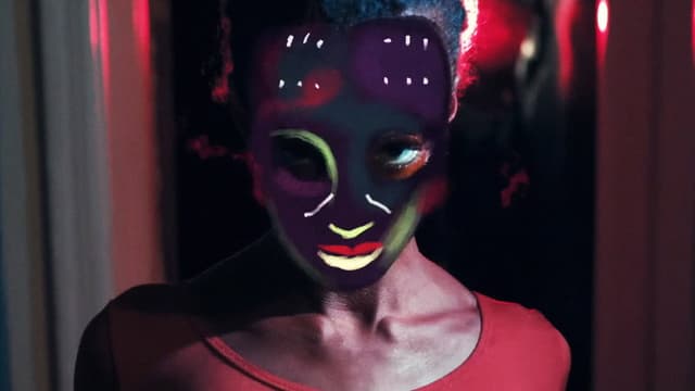 Mélissa Laveaux - Postman
