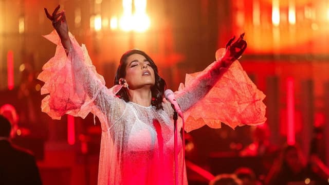 Aria: Crazy for Opera