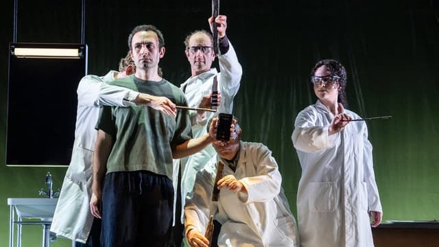 National Theatre Live: Mnemonic