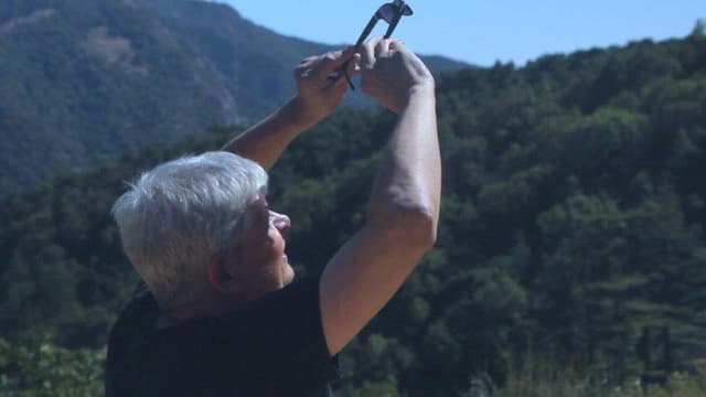 Curse of the Man Who Sees UFOs