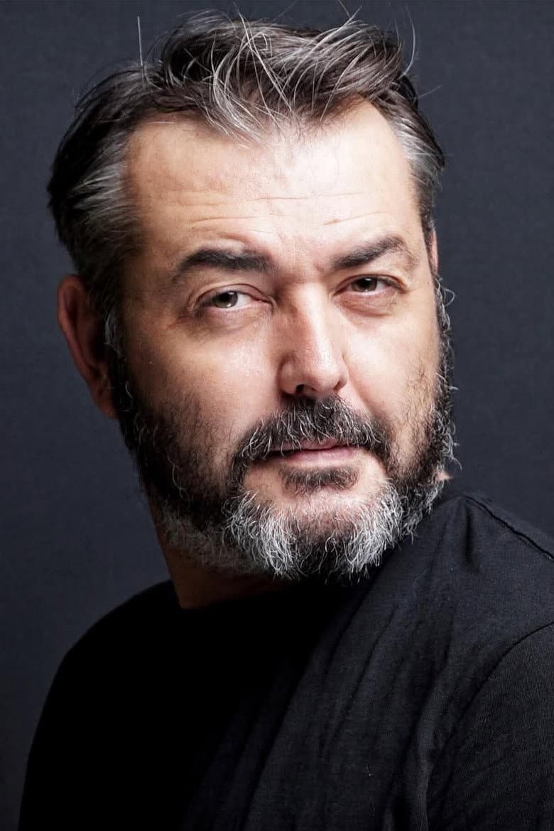 Fahri Öztezcan